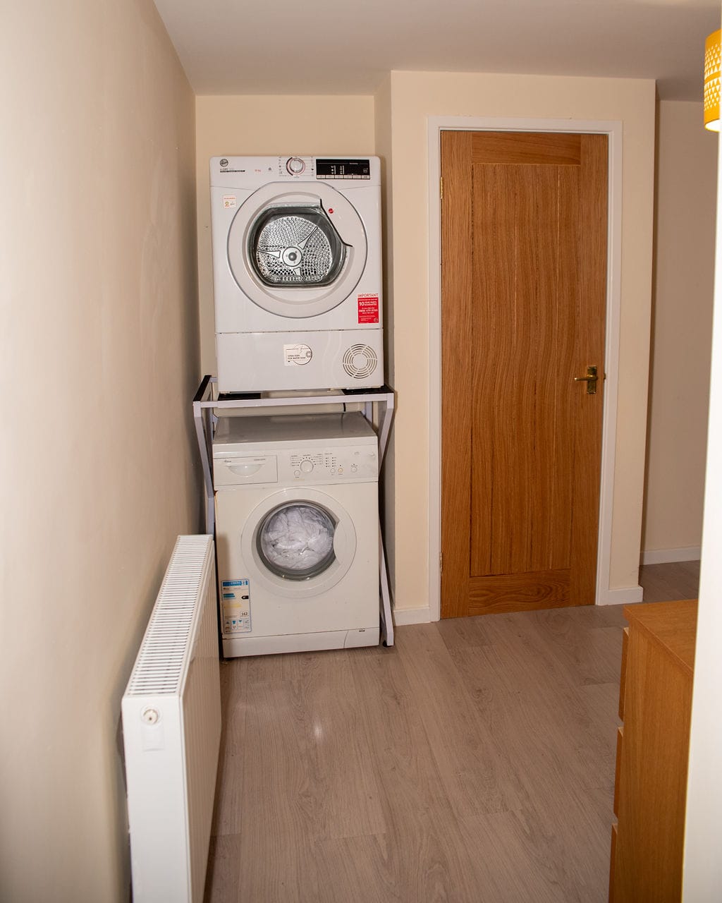 Bedroom 5 table and chairs
